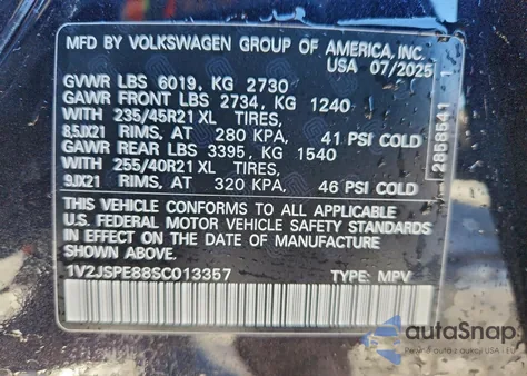 2025 Volkswagen Id.4 Pro S Plus z USA, uszkodzony, nr VIN 1V2JSPE88SC013357